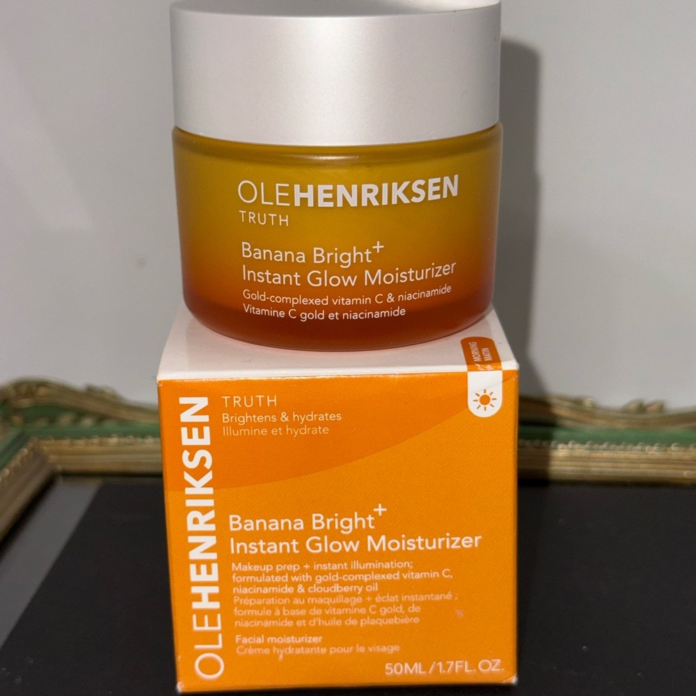 Ole Henriksen Truth Banana Bright+ Moisturizer - Orange and White